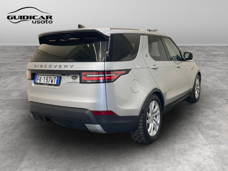 GuidiCar - LAND ROVER Discovery 2017 Discovery 2.0 sd4 HSE 240cv 5p.ti auto Usato